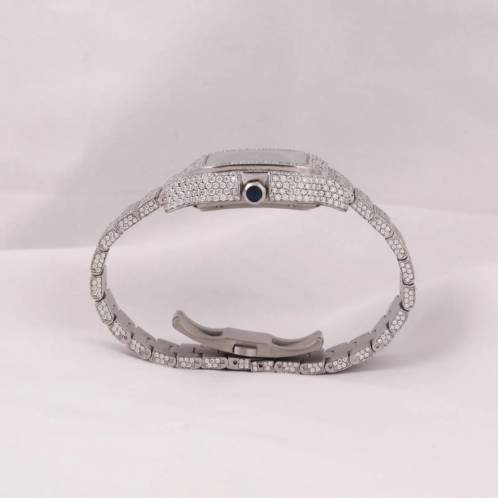 Full Circle — Round Diamond Luxury Timepiece, Luxury, Standard & Trendy Designs, White & Silver | FireDrips