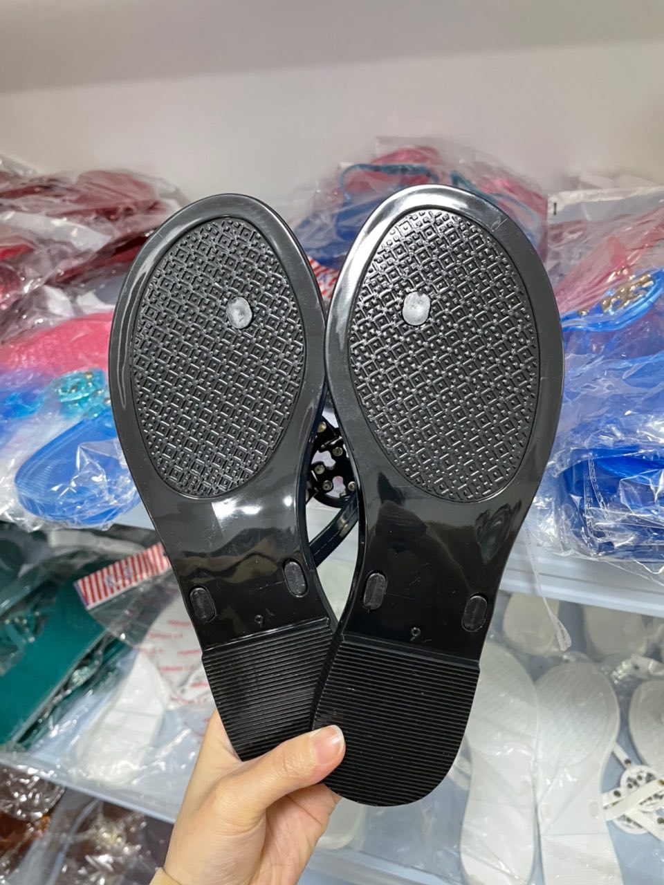 PVC Beach Flip Flops – Lightweight Summer Slippers