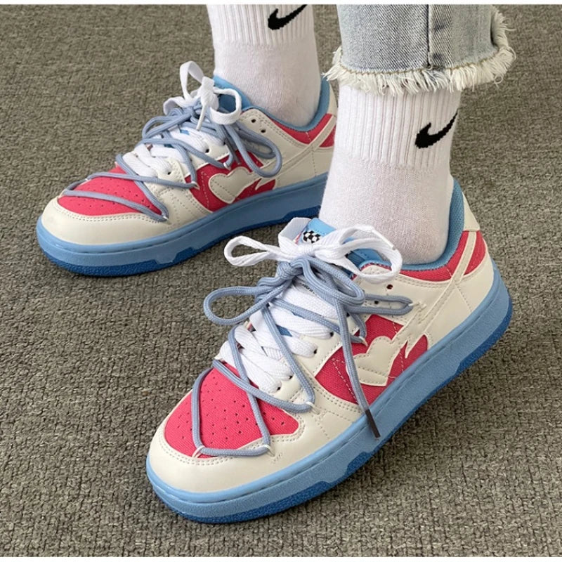 Retro Heart Pattern Skateboard Shoes — Y2K Fashion Sneakers