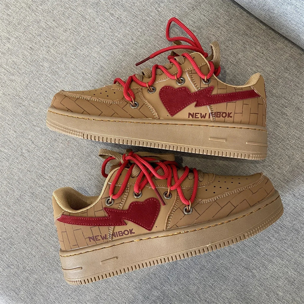 Retro Heart Pattern Skateboard Shoes — Y2K Fashion Sneakers