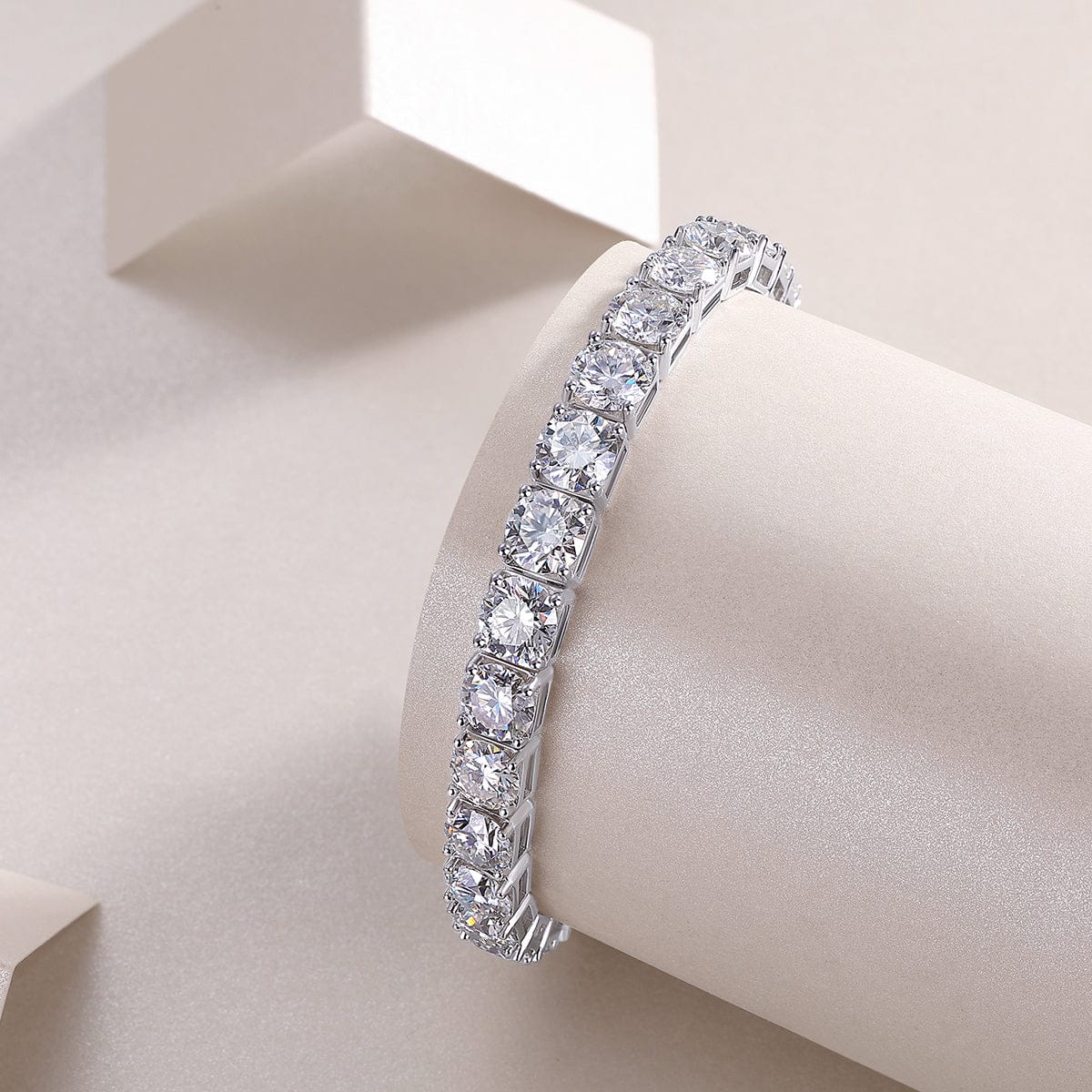 Large Gravitational Pull Moissanite Bracelet Set — S925 Silver-Plated Platinum, Light Luxury Women's Jewelry