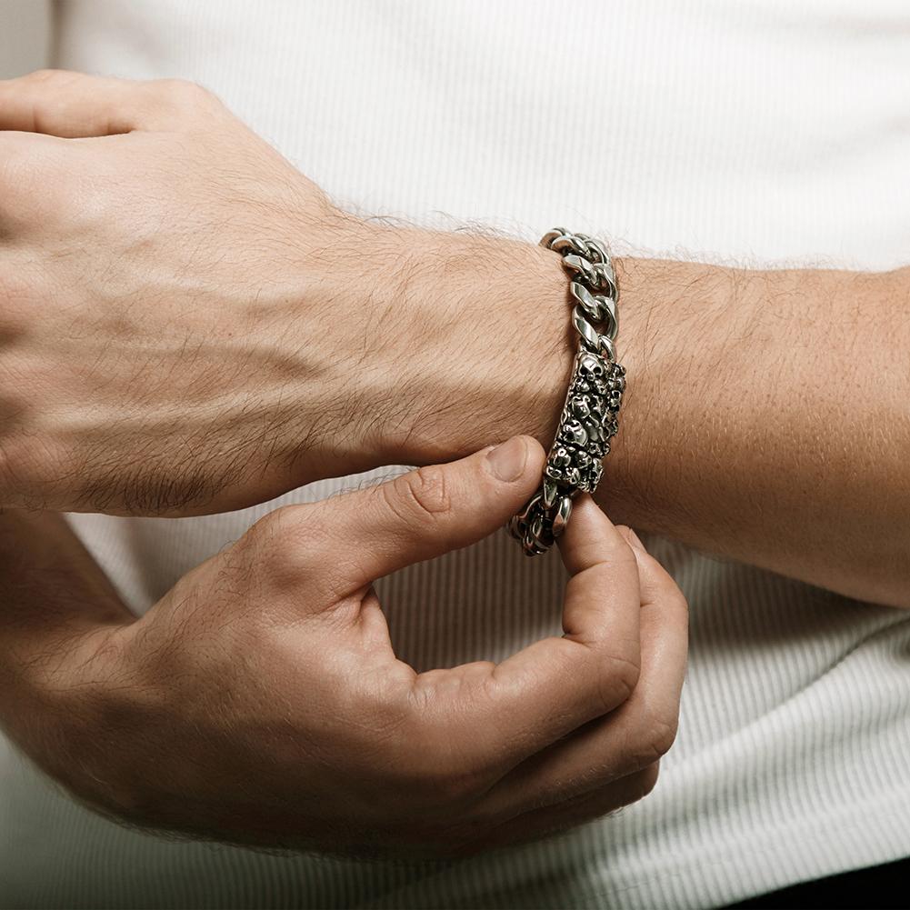 Heavy Skull Cuban Link Chain Bracelet in Stainless Steel